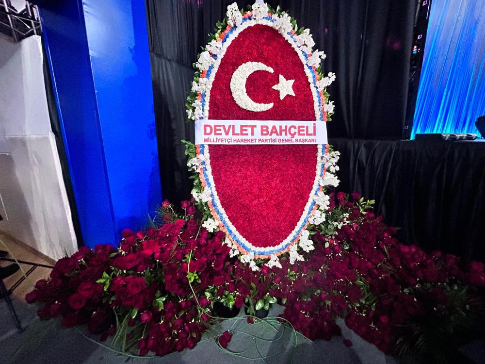 Bahçeli’den AK Parti Kongresine Anlamlı Hediye