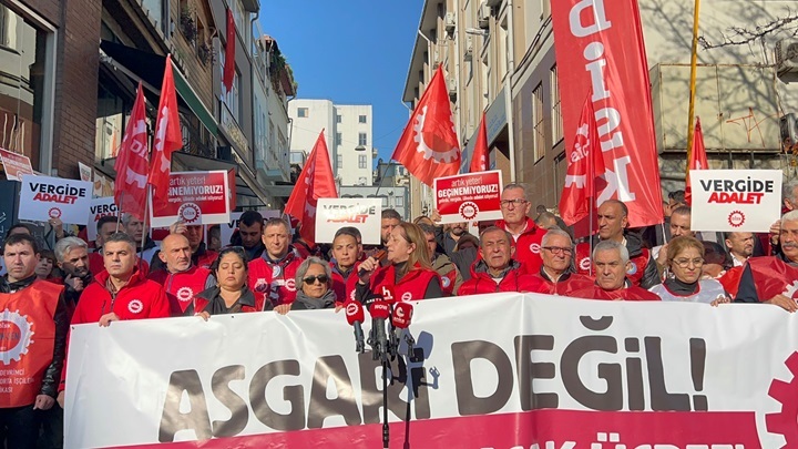 DİSK’ten Ankara Yürüyüşü: Ücret Ve Vergide Adalet
