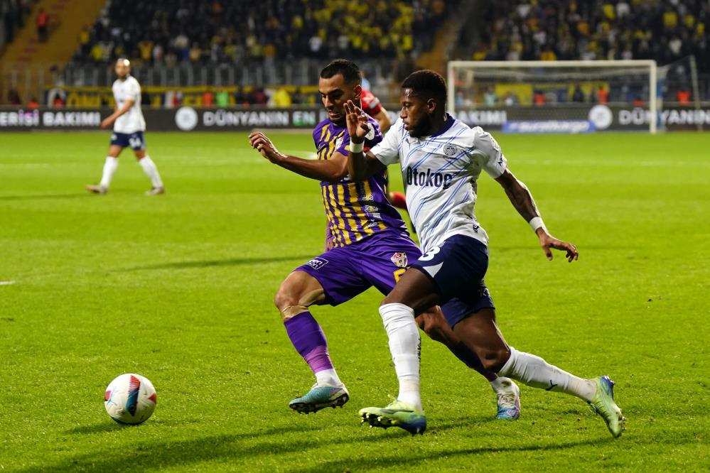 Fenerbahçe, Eyüpspor Karşısında Sahasında Moral Arayacak