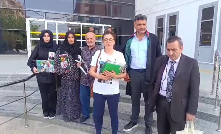 Fuat Koku Sitesi Davası Ertelendi, Aileler Tepkili