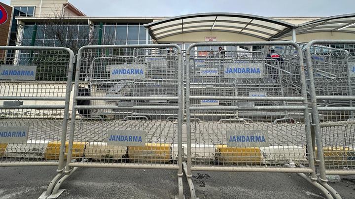 İmamoğlu’ndan Gürlek’e Sert Sözler