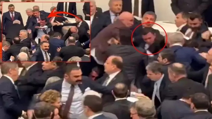 Meclis'teki Kavga Dünya Basınında