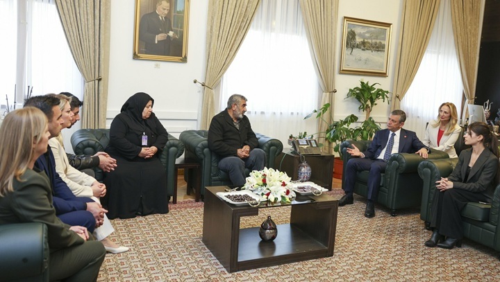 Özel, Tokyaz ve Kabaiş Aileleriyle TBMM’de Buluştu