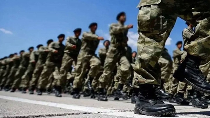 TSK’da Su Krizi: Çocuklara Su Veren Askerlere Soruşturma