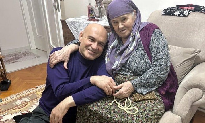 Turhan Çömez’in Acı Günü: Annesini Kaybetti