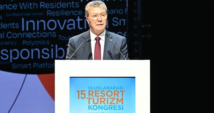 Üstel’den Turizmcilere Çağrı: Kıbrıs’a Sahip Çıkın