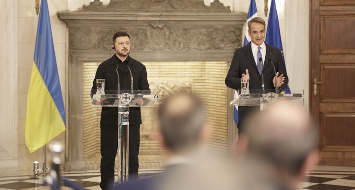 Zelenski Atina’da LNG Tedarik Anlaşması Yaptı