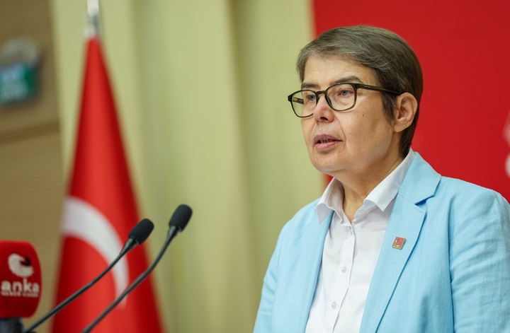 Zeliha Aksaz Şahbaz: Hastaneye Kilit Vurulamaz